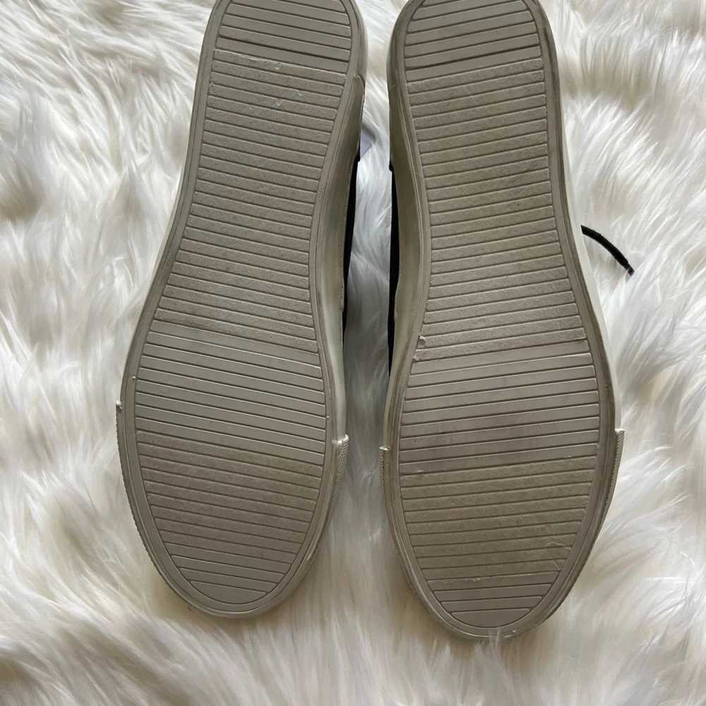 COPY - New without Tags Banana Republic Chukka Sneaker boot. Men’s size 9